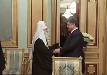 Президент Украины Петр Порошенко заявил, что ему удалось выйти на новый этап борьбы за создание поместной церкви в республике