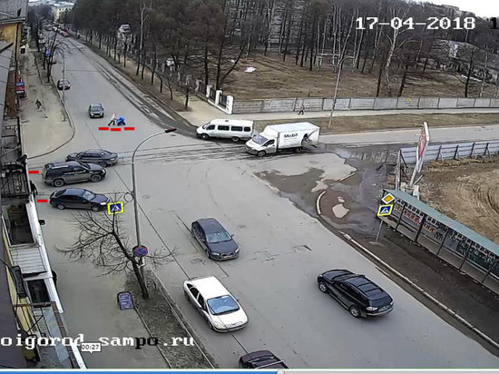Взаимосвязано: в Петрозаводске сбили пешехода из-за того, что детская коляска поехала не там?
