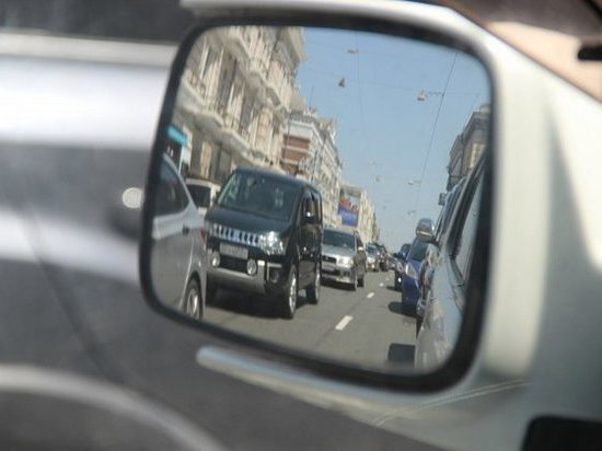 Тысячи водителей создают опасность на дорогах Приморья