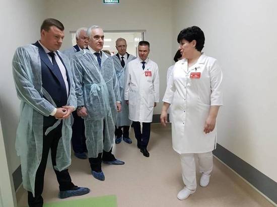 Заместитель полпреда в ЦФО посетил тамбовский перинатальный центр и Школу Сколково