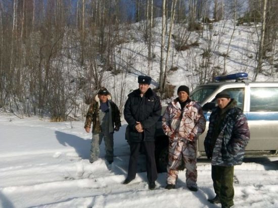 Потерявшиеся в горах якутские рыбаки живы