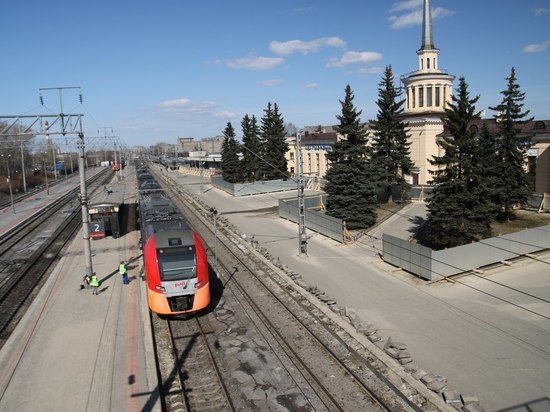 Платформа закрыта: на вокзале Петрозаводска поезда приходят на второстепенные пути
