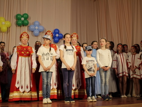 «Радуга талантов» собрала артистов Вышневолоцкого района на гала-концерте