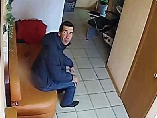 В Саранске ищут мужчину, похитившего телефон в парикмахерской 