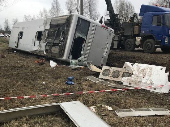 Четверых пострадавших в ДТП с автобусом в Тверской области выписали