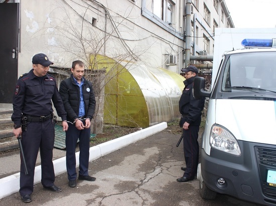 В Иркутске задержаны подозреваемые в похищении у иркутянина 2,5 млн. рублей 