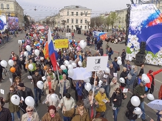 Более 16 тысяч жителей Верхневолжья приняли участие в первомайской демонстрации в Твери