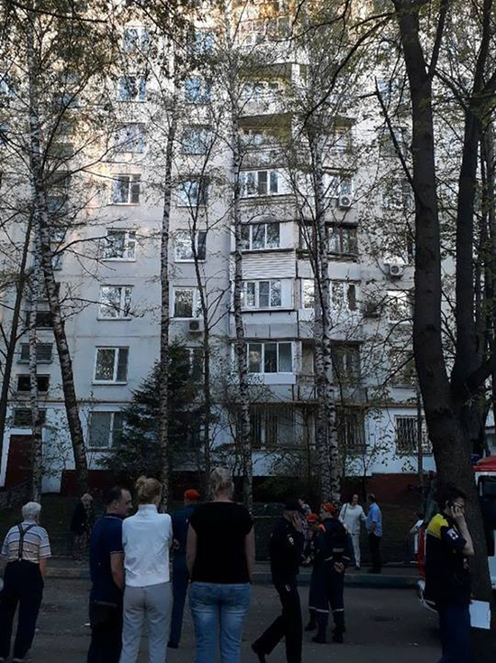 На западе Москвы произошел взрыв на балконе дома