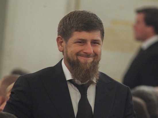 По мнению чеченского лидера, после игры в мяч живым котом, сам кот остался жив, здоров и даже «доволен»