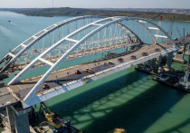 Российские парламентарии отреагировали на заявление украинского журналиста Матвея Ганапольского, с издевкой поблагодарившего Россию за строительство Крымского моста
