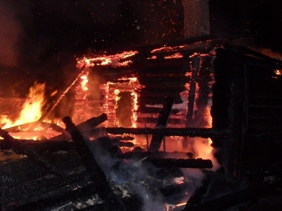 Во время пожара в Татарстане погибли супруги