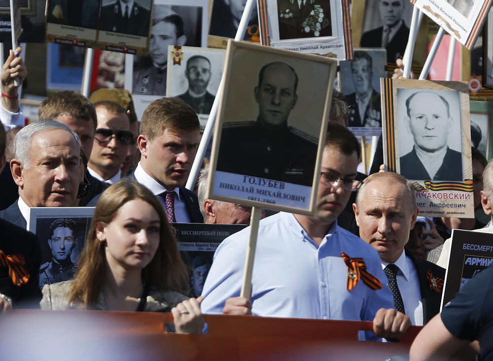 Путин и миллион участников акции «Бессмертный полк» прошли по Москве