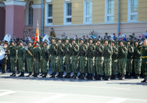 День Победы в Нижнем Новгороде традиционно собрал несколько десятков тысяч человек