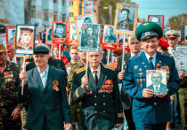 По-настоящему народным стало в этом году шествие Бессмертного полка в Саранске: число его участников впервые достигло 30 000 человек