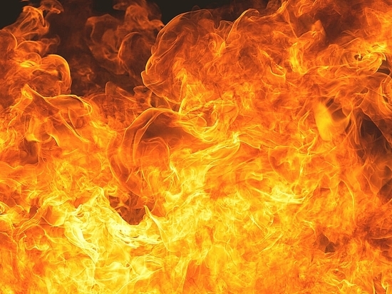 В Сорочинске из-за детской шалости сгорел дом