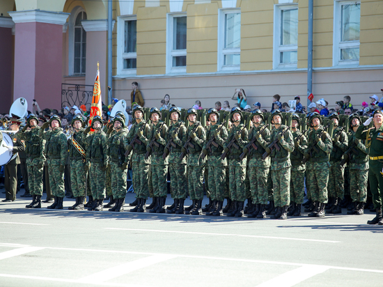 В шествии «Бессмертного полка» в Нижнем Новгороде участвовали порядка 30 тысяч человек