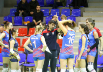 На победной волне завершила нижегородская «Спарта» волейбольный сезон в женской высшей лиге...
