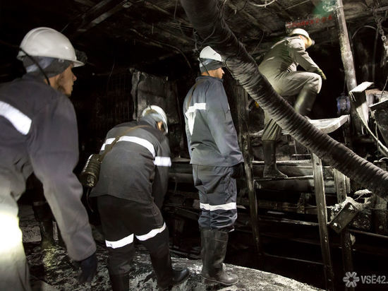 Прокуратура организовала проверку после пожара на шахте в Междуреченске