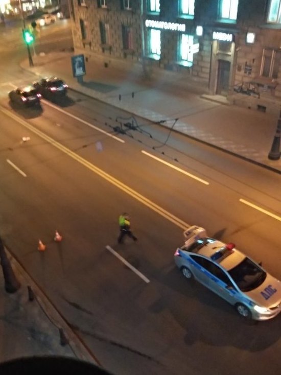 Машина сбила женщину на Петроградке