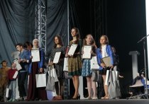 Стали известны имена финалистов Всероссийского конкурса чтецов среди школьников