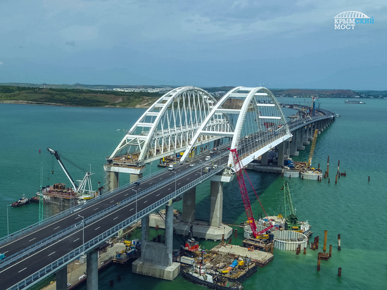 По бумагам моста в Крым для рейсовых автобусов нет – «Крымавтотранс» По бумагам моста в Крым для рейсовых автобусов нет – «Крымавтотранс»