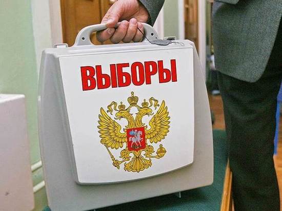 Главным соперником Дмитрия Азарова на выборах губернатора может стать Михаил Матвеев 