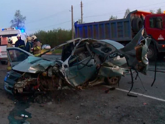 Автокатастрофа произошла неподалёку от поворота с Маймаксанского шоссе в сторону переправы на Бревенник в Архангельске