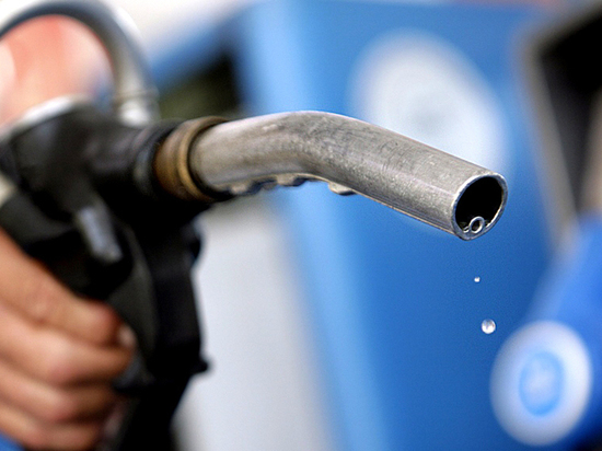 В Оренбурге снова подскочили цены на бензин