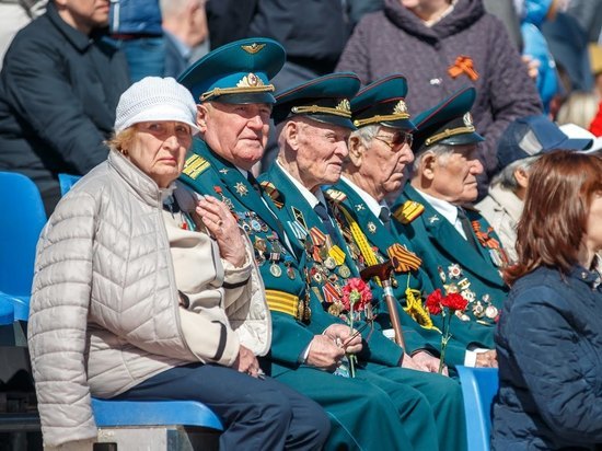 Инвалидам и участникам Великой Отечественной войны по случаю 73-й годовщины Победы ПФР выдал единовременную выплату