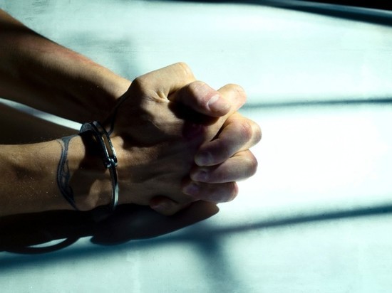 За удар кулаком в грудь полицейского тамбовчанину грозит пять лет тюрьмы