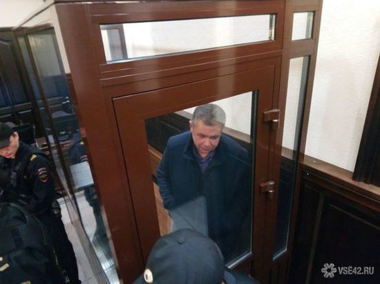 Начальник кузбасского МЧС игнорировал нарушения в «Зимней вишне» 