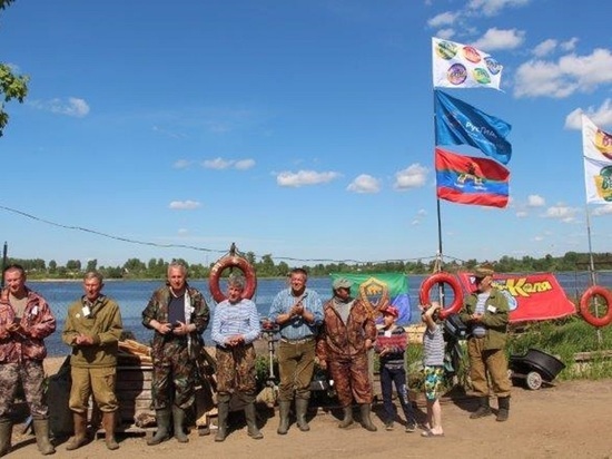 При поддержке Каскада Верхневолжских ГЭС на Волге прошел турнир по вылову браконьерских сетей