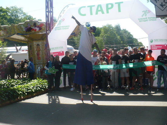 Новшеством седьмого «Зелёного марафона» Сбербанка стал инклюзивный забег