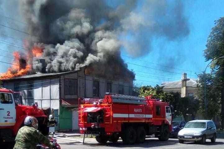 Происшествия тамбов пожар. Пожар в центре. Тамбов пожар вчера 24. Происшествия тамбов пожар. Происшествия тамбов пожар.