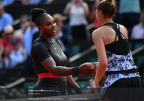 Вернувшаяся из декрета американская теннисистка Серена Уильямс отличилась от всех, выбрав черную форму