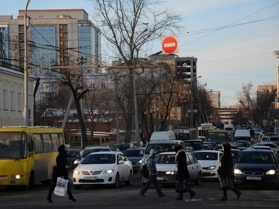В Екатеринбурге практически на месяц закроют движение по улице Стачек