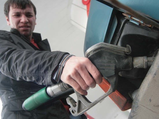 По мнению Никиты Кричевского, цены на бензин лишь «замрут» на некоторое время