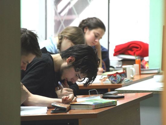 В Казани учебный год завершился для 121 тысячи школьников