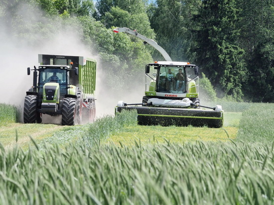 Сельхозтехнику одной из мировых компаний представили аграриям России на калужском Дне поля