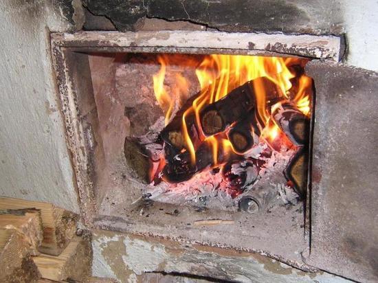 В городе снова поторопились отключить отопление, что привело к увеличению количества так называемых «печных» пожаров