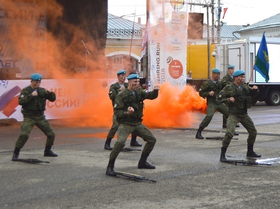 Пример мужества и патриотизма продемонстрировали бойцы 331-го гвардейского парашютно-десантного Костромского полка