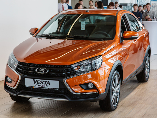 В салоне «АвтоГрад» стартовали продажи LADA Vesta Cross