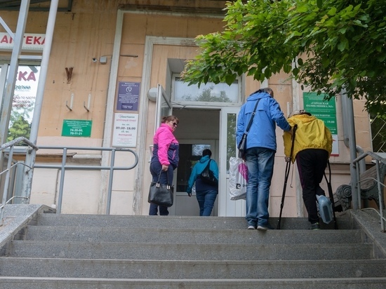 Рейд по Петрозаводску и Прионежью показал, каково истинное состояние медучреждений как в глубинке, так и в столице региона 