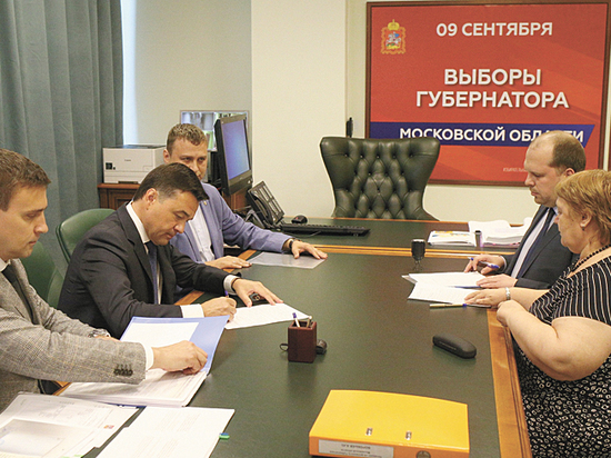 Андрей Воробьев представил документы для выдвижения в губернаторы Московской области