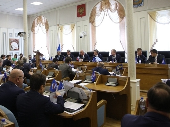 Руководители партийных фракций положительно отозвались о работе администрации Костромской области