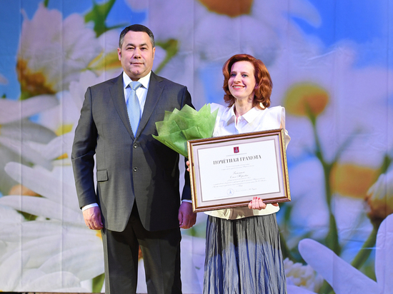 Губернатор Игорь Руденя вручил награды тверским медикам