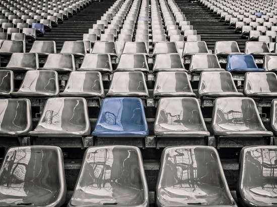 На стадионе «Лужники» не прикрутили кресло