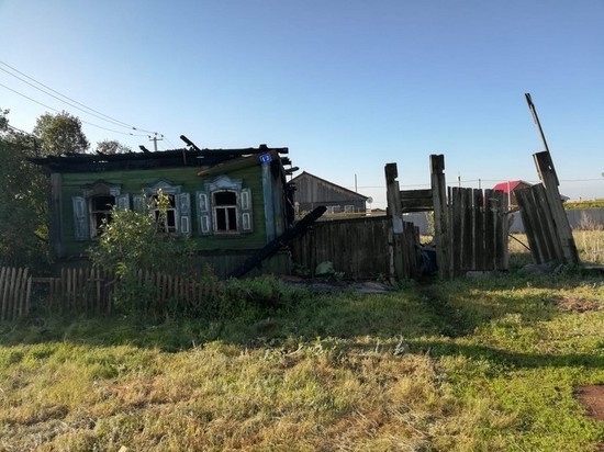 После гибели пенсионерки и ее сыновей на пожаре в Черноречье региональный СК возбудил уголовное дело