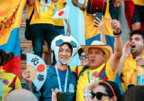 Настоящий латиноамериканский карнавал устроили в столице Мордовии болельщики из Колумбии перед встречей своей сборной с командой Японии