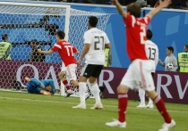 Даже несмотря на то, что Эктор Купер рискнул выпустить Мохамеда Салаха в стартовом составе, сборная Египта потерпела поражение (1:3)